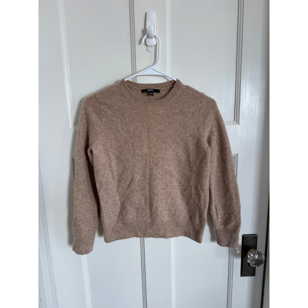 Quince Mongolian cashmere crewneck in oatmeal size medium